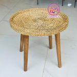 میز حصیری لبه‌دار با پایه چوبی | میز جلو مبلی و عسلی حصیری ماهور