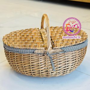 سبد پیکنیک حصیری تخم مرغی رنگ روشن با آستر قابل شستشو