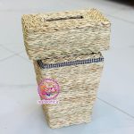 ست سطل و جا دستمالی حصیری چوبی درب‌دار روشن