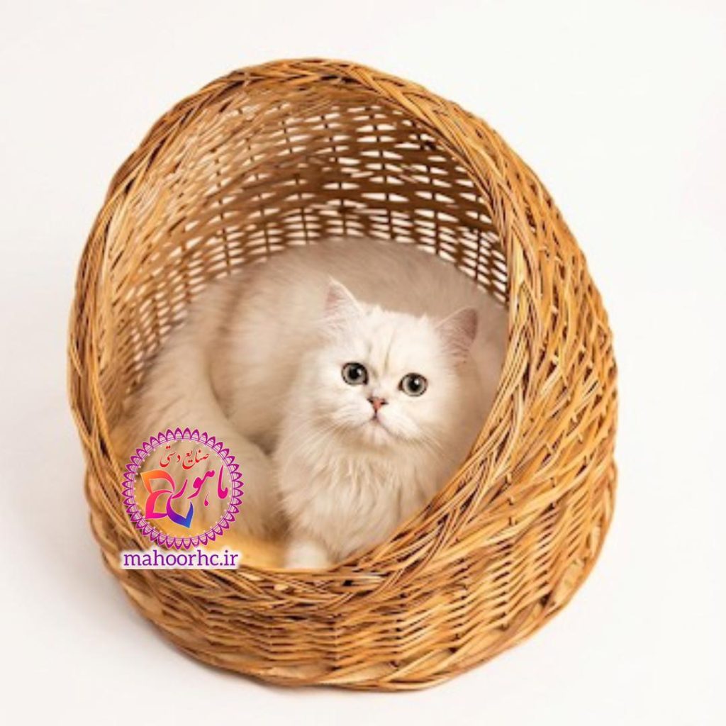 سبد جای خواب گربه حصیری دست‌باف | لانه گربه از چوب مروار با کف تخته‌ای